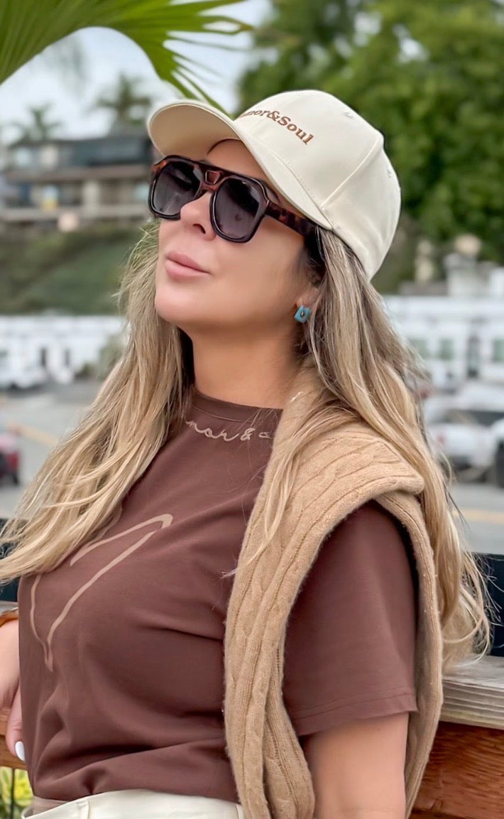 Amor & Soul Minimalist Cap